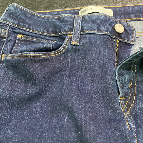 Levi Strauss & Co. Denim Lady's Jeans (31) - Picture 9 of 9